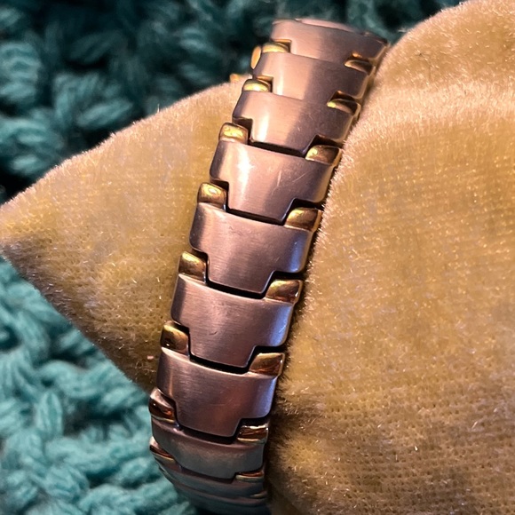 2003 CITIZEN Elegance Signature Collection Ladies Analog Watch - Picture 7 of 12